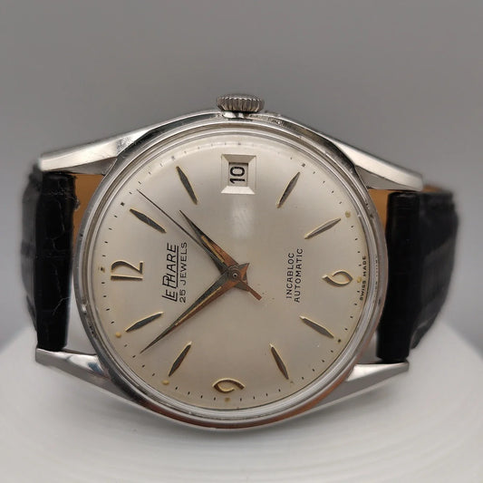 Montre vintage Le Phare Automatic Incabloc 1965, boîtier. Montre automatique femme élégante.
