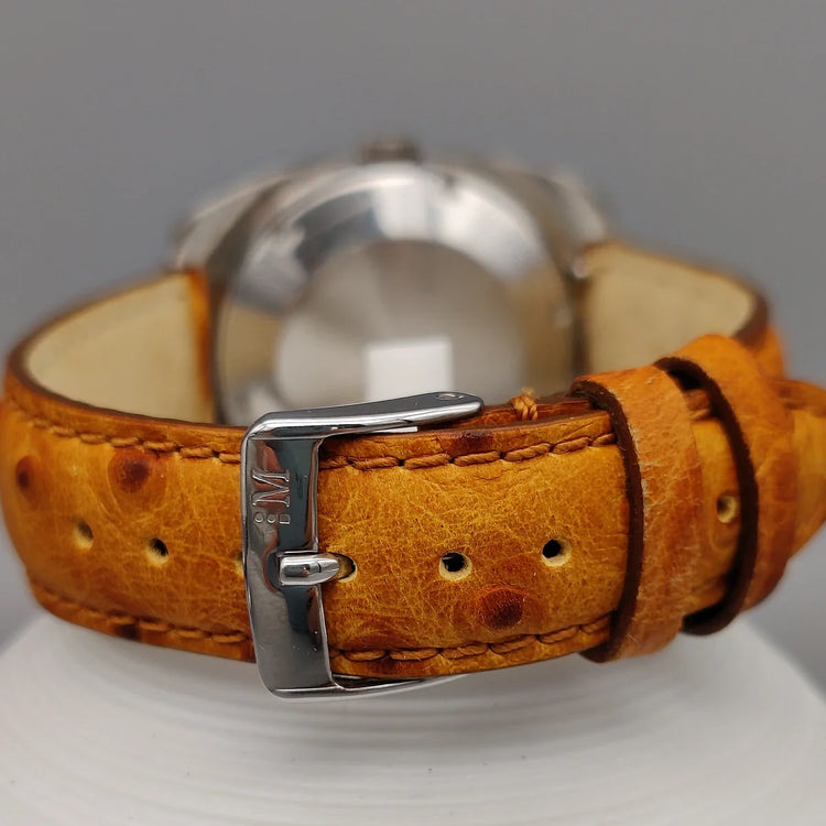 Fermoir de montre Lip Automatic 1974 vintage, mouvement automatique, cadran champagne.