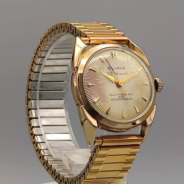 Couronne de montre automatique vintage Bulova 23 Jewels Self-Winding de 1955, cadran champagne.