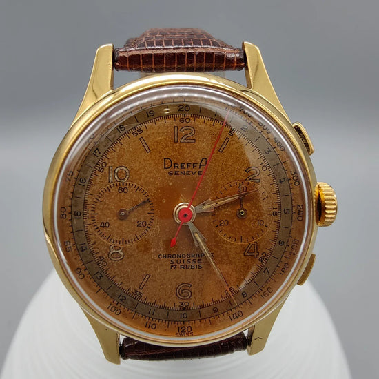 Cadran Dreffa Chronographe Suisse 1950, montre vintage suisse à mouvement manuel. Sublime pièce de collection.