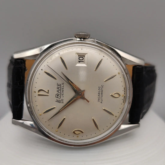 Montre vintage Le Phare Automatic Incabloc 1965, boîtier. Montre automatique femme élégante.