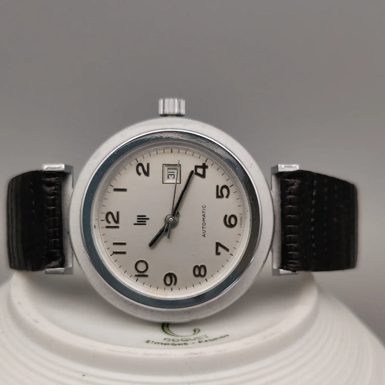 Cadran détaillé montre Lip Automatic 1972 argenté. Mouvement automatique. Superbe montre vintage.