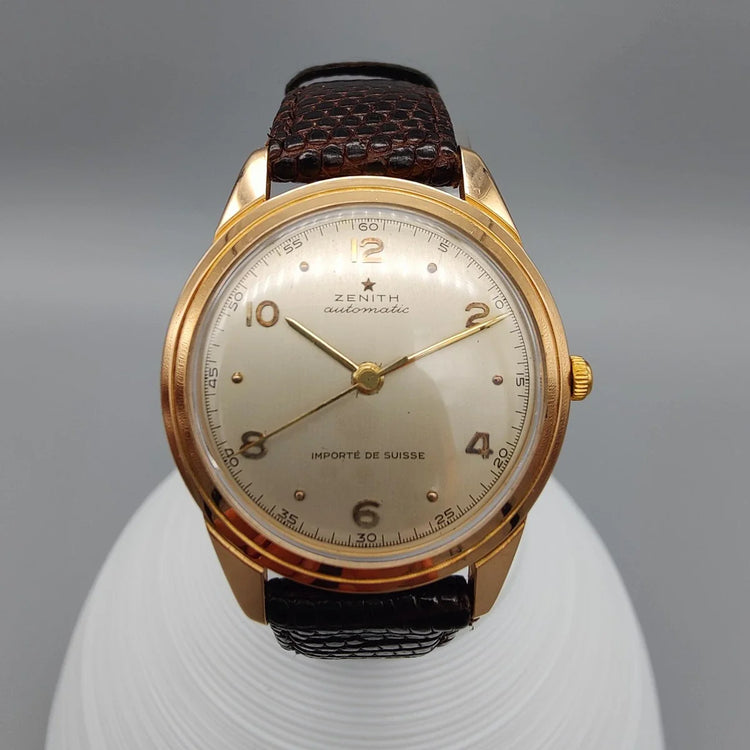 Boîtier de la montre Zenith Automatic vintage 1955. Mouvement automatique, cadran champagne. Montre vintage Zenith.