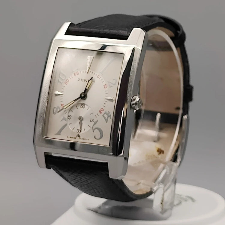 Couronne détaillée d'une montre Zenith Port Royal 2000 (Quartz), cadran argenté. Idéal pour montres vintage.